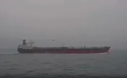Во Франции отпустили капитана задержанного у берегов Бретани танкера Tagor